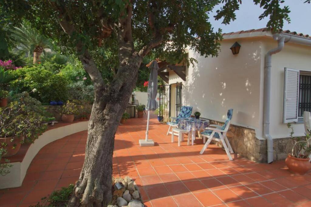 Agradable Casa Con Piscina Privada Y Jardin Villa Dénia Eksteriør billede